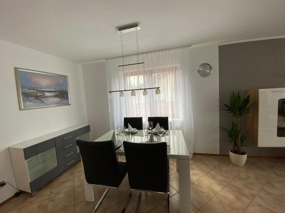 Elviras Apartment Singen Værelse billede